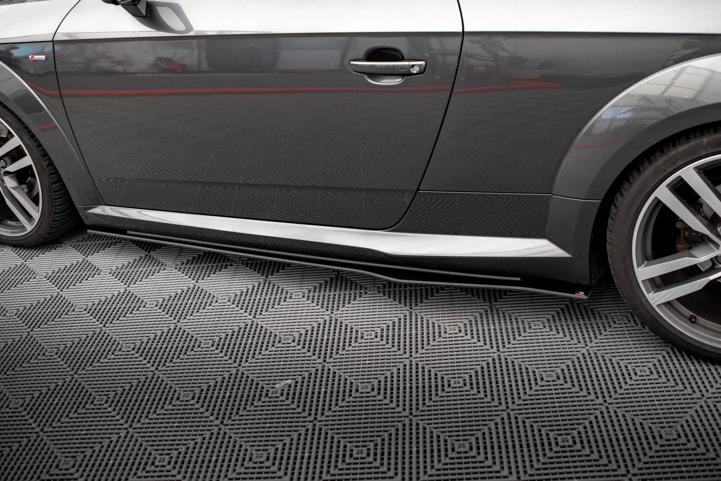 Maxton Street Pro Seitenschweller Ansatz für Audi TT S / S-Line 8S