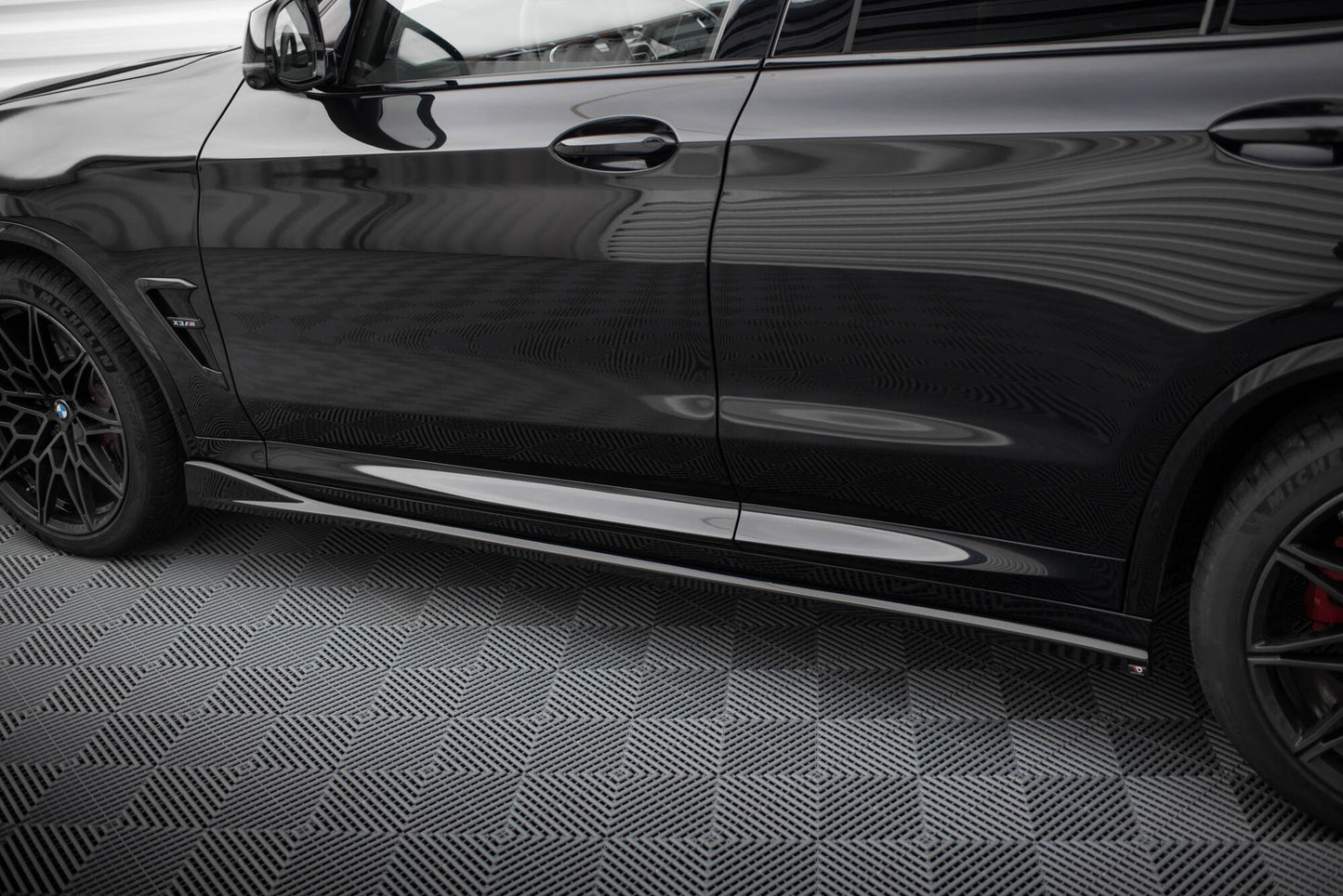 Maxton Seitenschweller Ansatz für BMW X3 M F97 Facelift schwarz Hochglanz