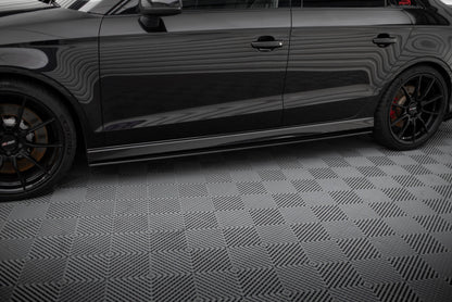 Maxton Street Pro Seitenschweller Ansatz für Audi RS3 Limousine 8V Facelift