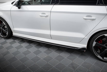 Maxton Seitenschweller Ansatz für V.3 für Audi RS3 Limousine 8V Facelift schwarz Hochglanz
