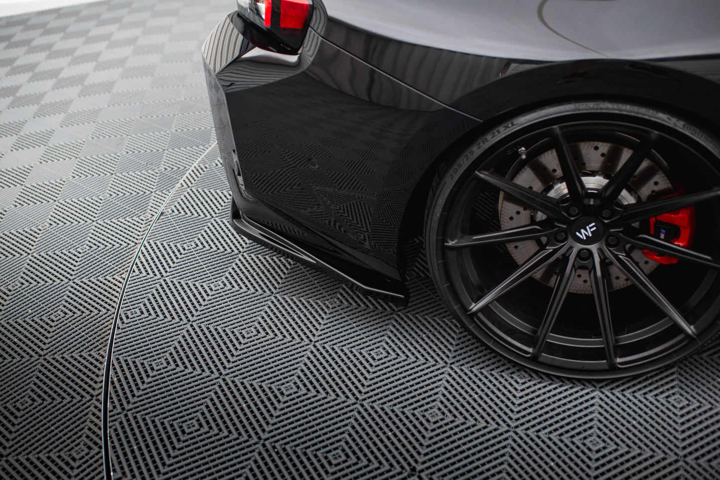 Maxton Heck Ansatz Flaps Diffusor V.1 für BMW M2 G87 schwarz Hochglanz