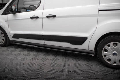 Maxton Seitenschweller Ansatz für Ford Transit Connect Mk2 Facelift schwarz Hochglanz