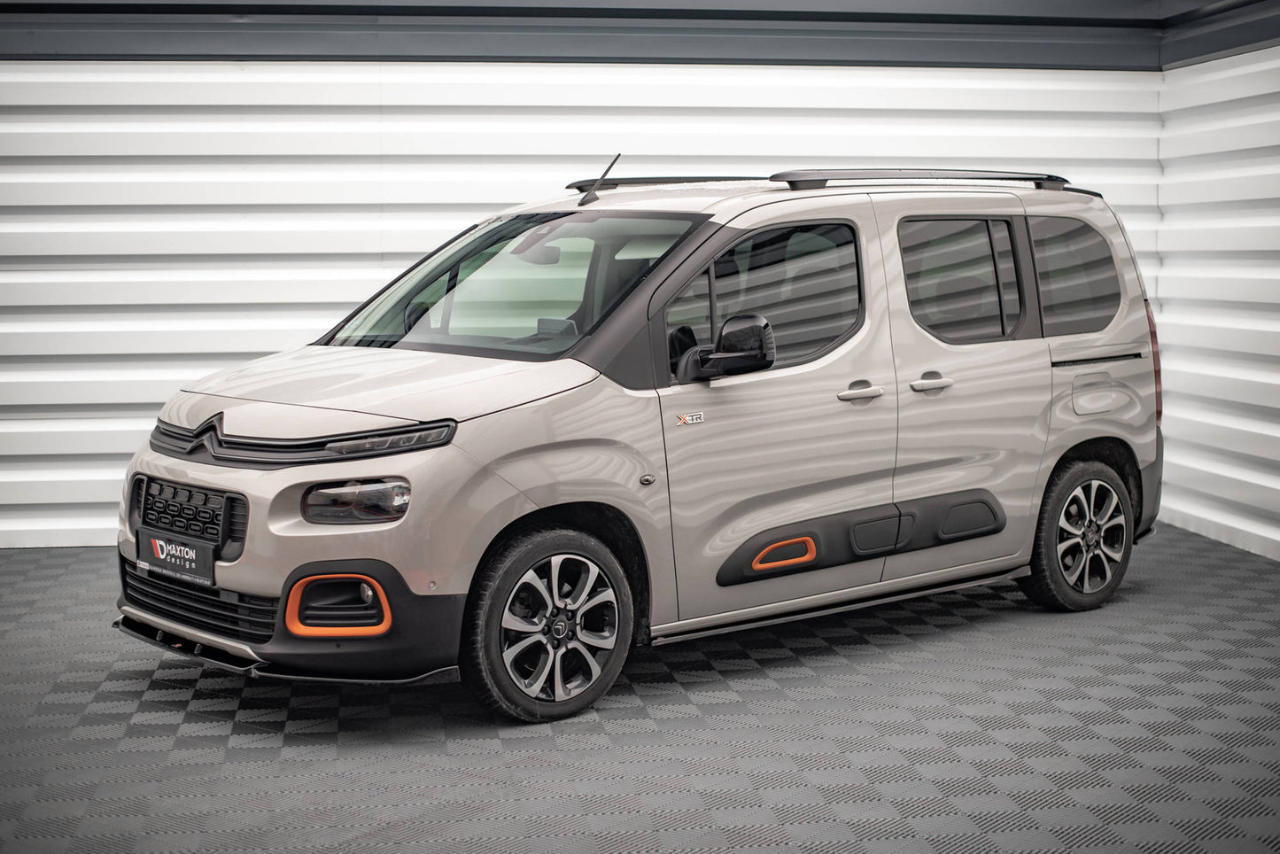 Maxton Seitenschweller Ansatz für Citroen Berlingo Mk3 schwarz Hochglanz