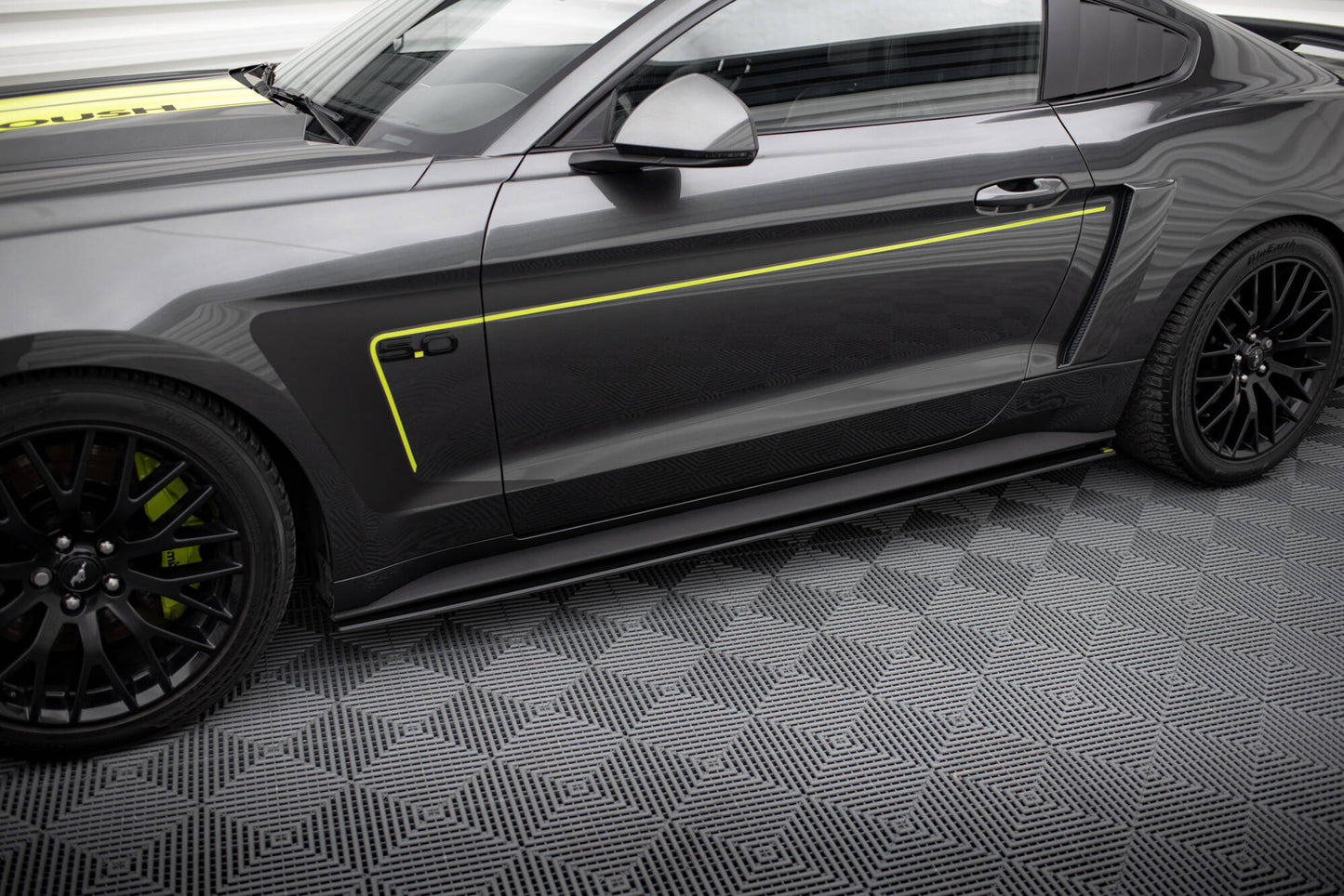 Maxton Street Pro Seitenschweller Ansatz für Ford Mustang GT Mk6
