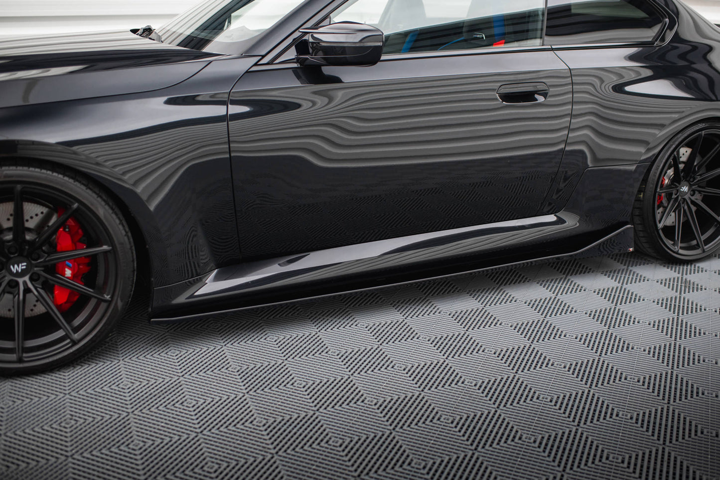 Maxton Seitenschweller Ansatz für V.4 BMW M2 G87 schwarz Hochglanz
