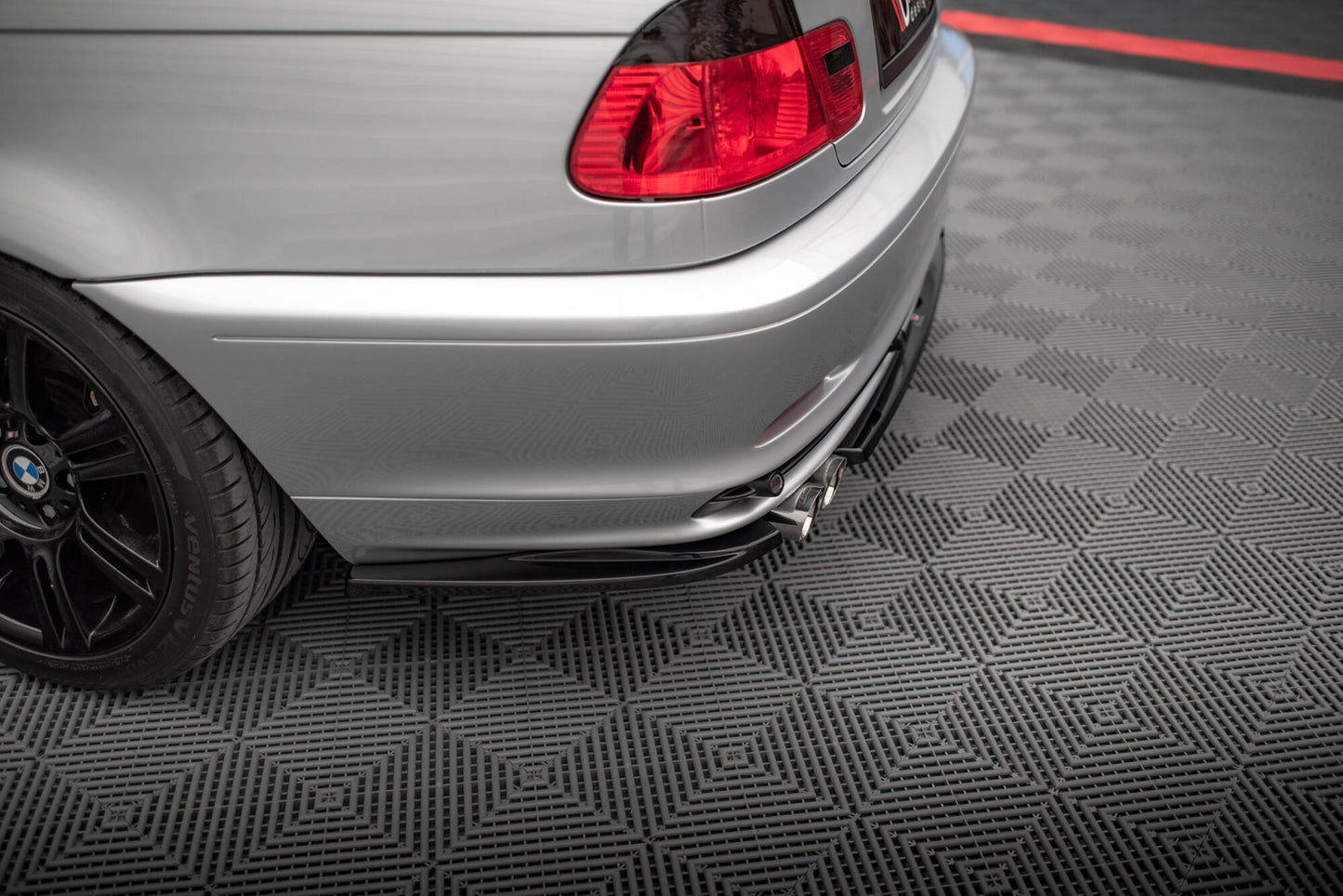 Maxton Heck Ansatz Flaps Diffusor für BMW 3er Coupe E46 schwarz Hochglanz