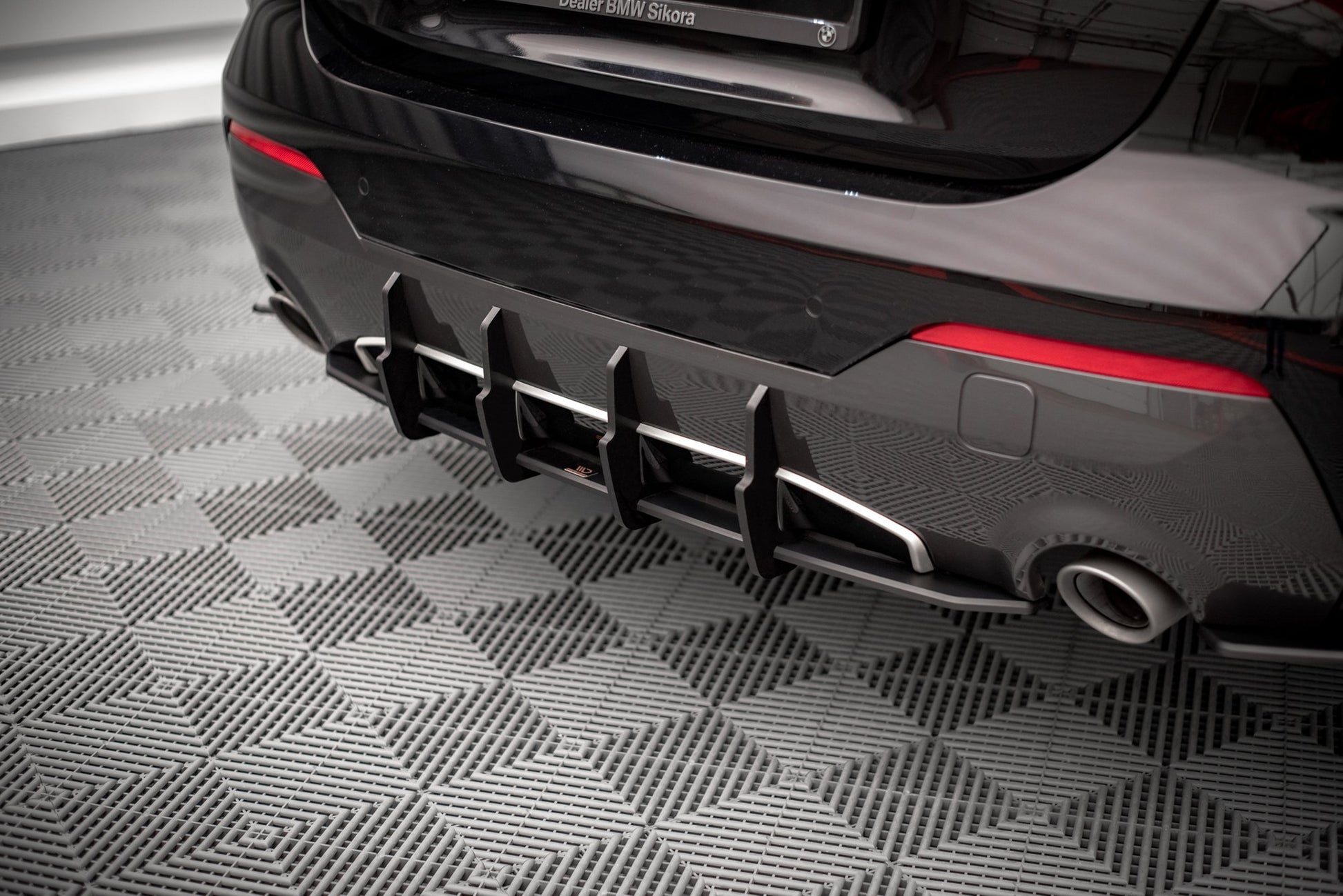 Maxton Street Pro Heckschürze für BMW 4er M-Paket G22