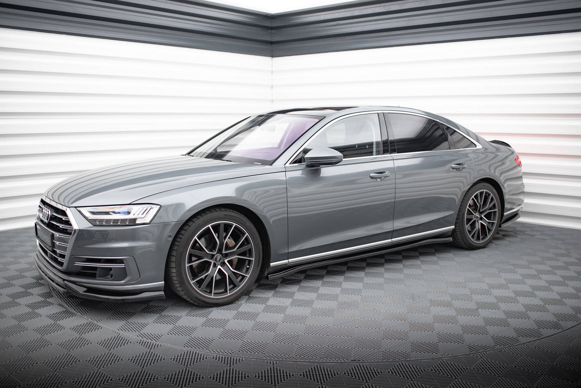 Maxton Seitenschweller Ansatz für Audi A8 D5 schwarz Hochglanz