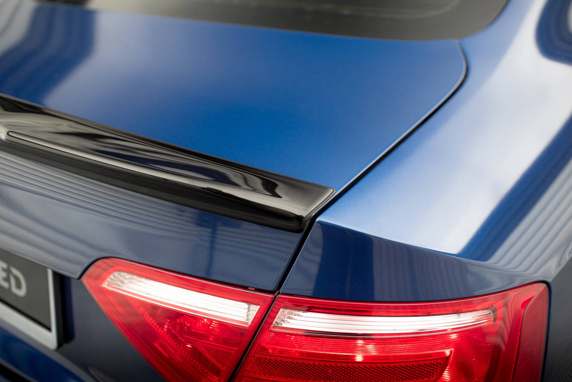 Maxton Spoiler CAP für 3D Audi A5 Coupe 8T schwarz Hochglanz
