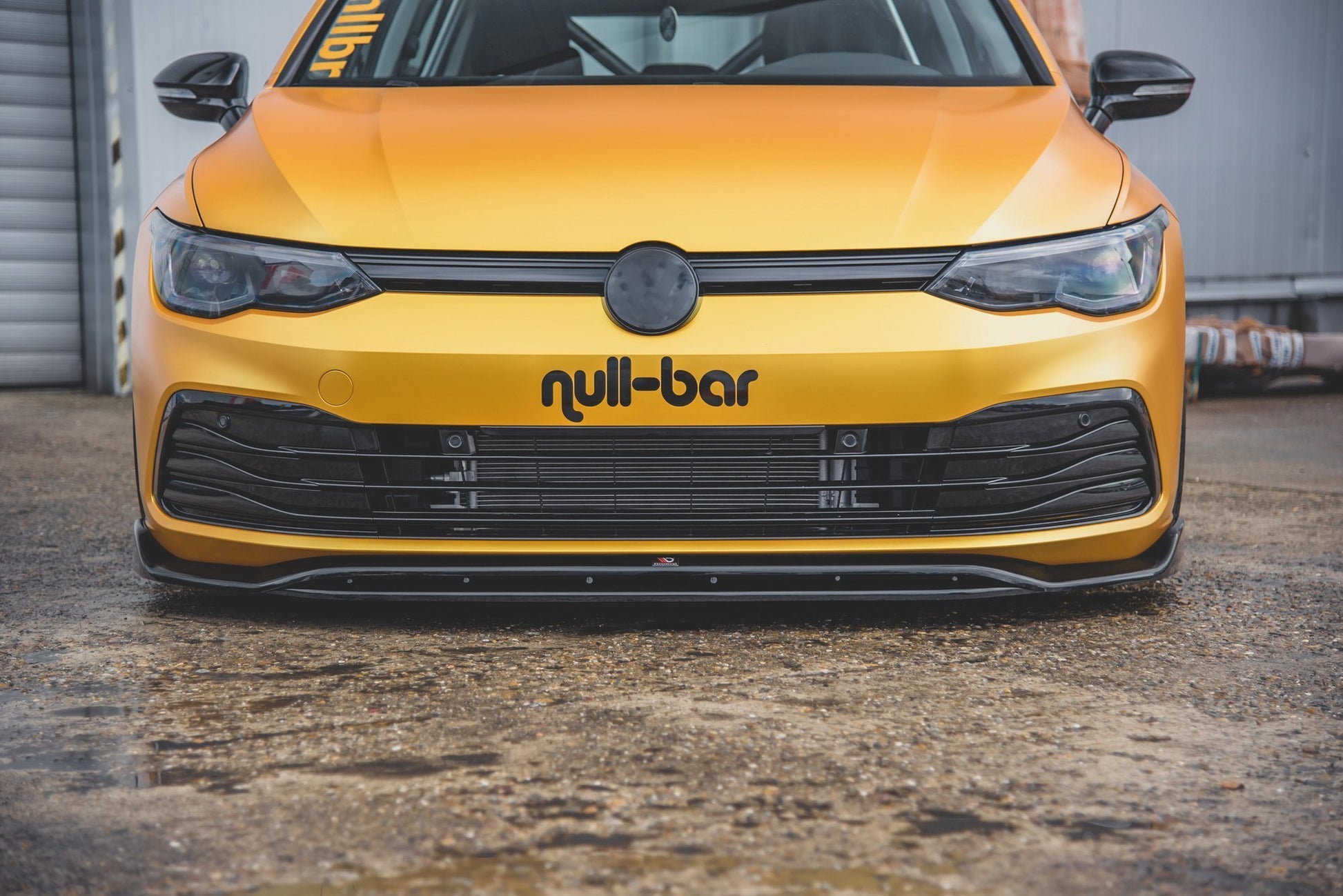 Maxton Front Ansatz V.2 für VW Golf 8  schwarz Hochglanz