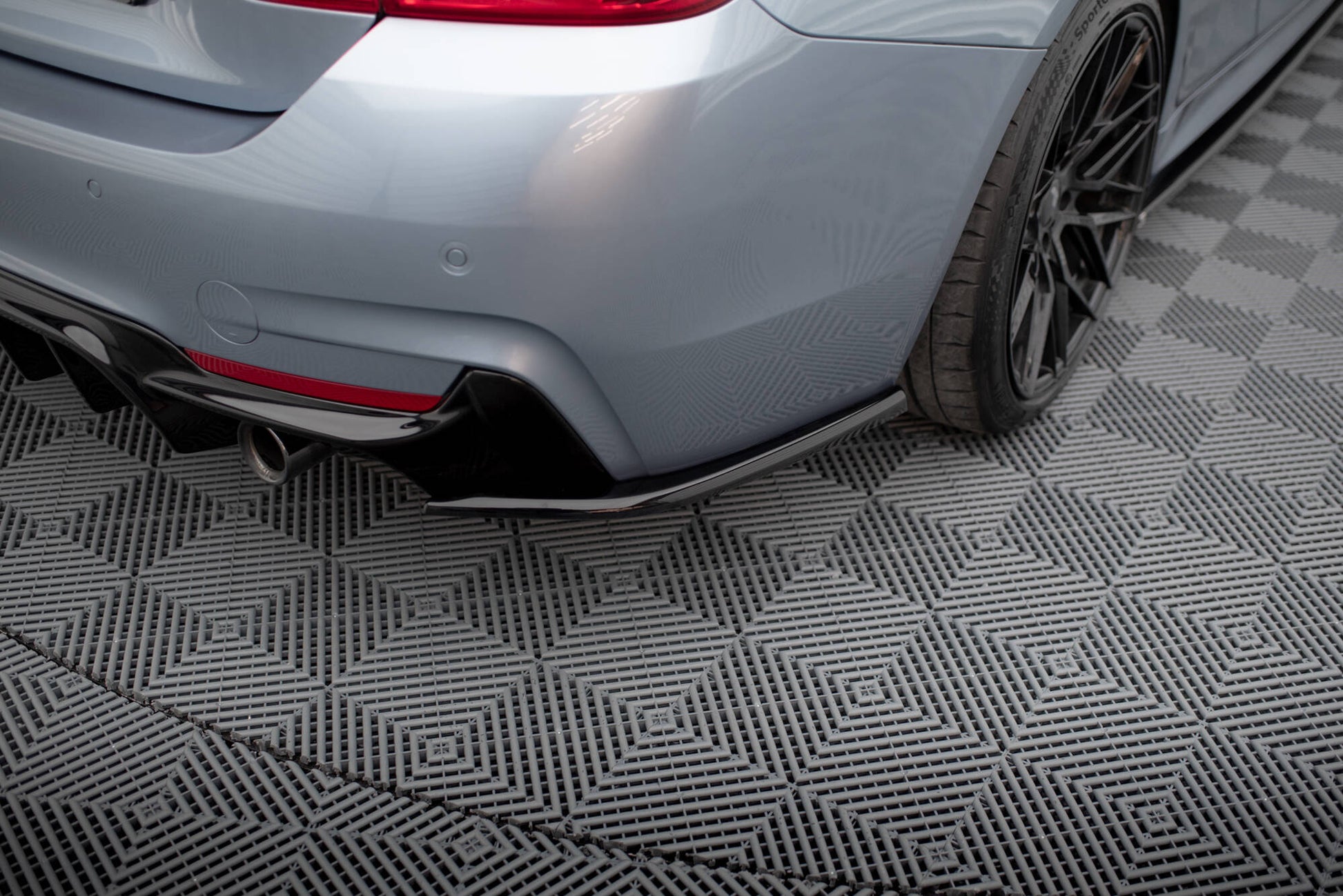 Maxton Heck Ansatz Flaps Diffusor V.4 für BMW 4er Coupe M-Paket F32  schwarz Hochglanz
