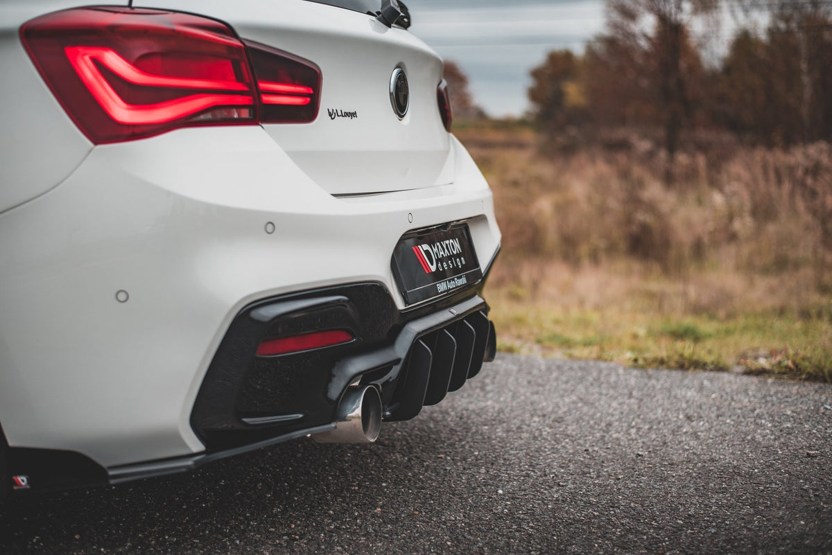 Maxton Robuste Racing Heckschürze V.4 für BMW M140i