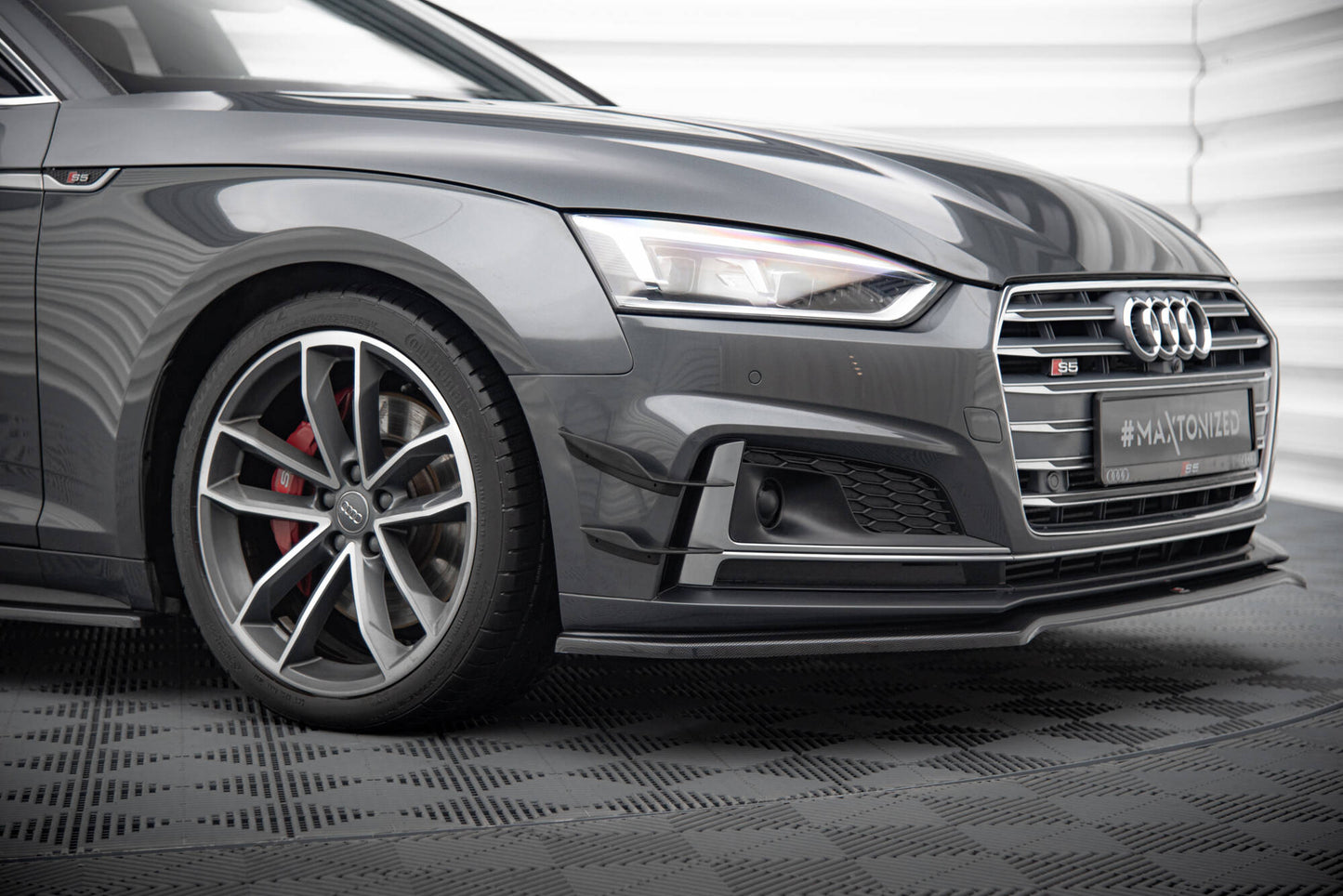 Maxton Stoßstangenflügel vorne (Canards) Audi S5 / A5 S-Line Coupe / Sportback F5