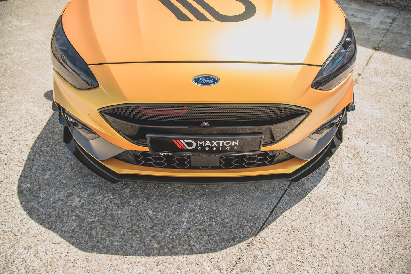 Maxton Robuste Racing Front Ansatz für passend +Flaps für Ford Focus ST / ST-Line Mk4 schwarz Hochglanz