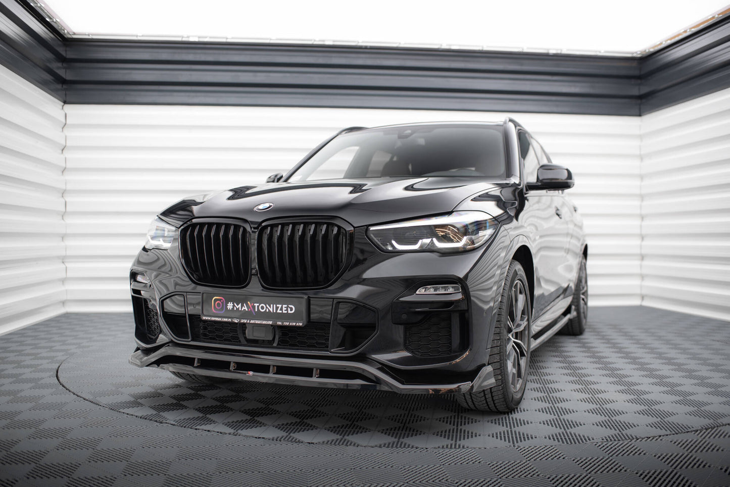 Maxton Front Ansatz V.2 für BMW X5 M-Paket G05 schwarz Hochglanz