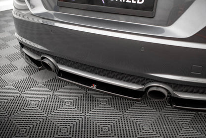 Maxton Mittlerer Diffusor Heck Ansatz für Audi TT S-Line 8S schwarz Hochglanz