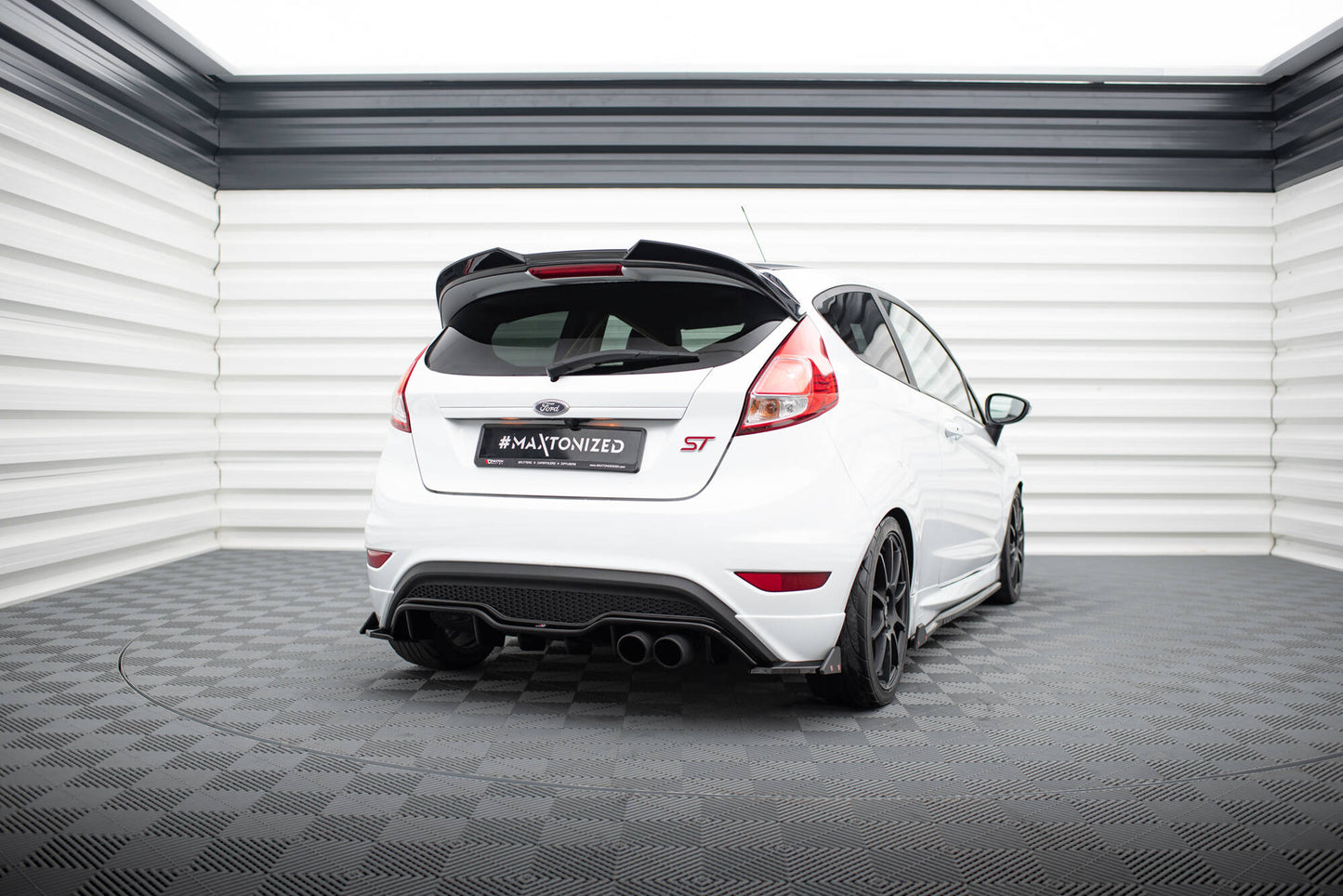 Maxton Heck Ansatz Flaps Diffusor V.3 +Flaps für Ford Fiesta ST Mk7 Facelift