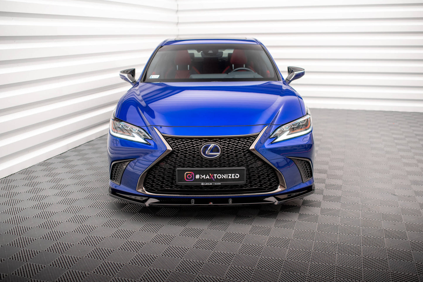 Maxton Front Ansatz V.2 für Lexus ES F Sport Mk7 schwarz Hochglanz
