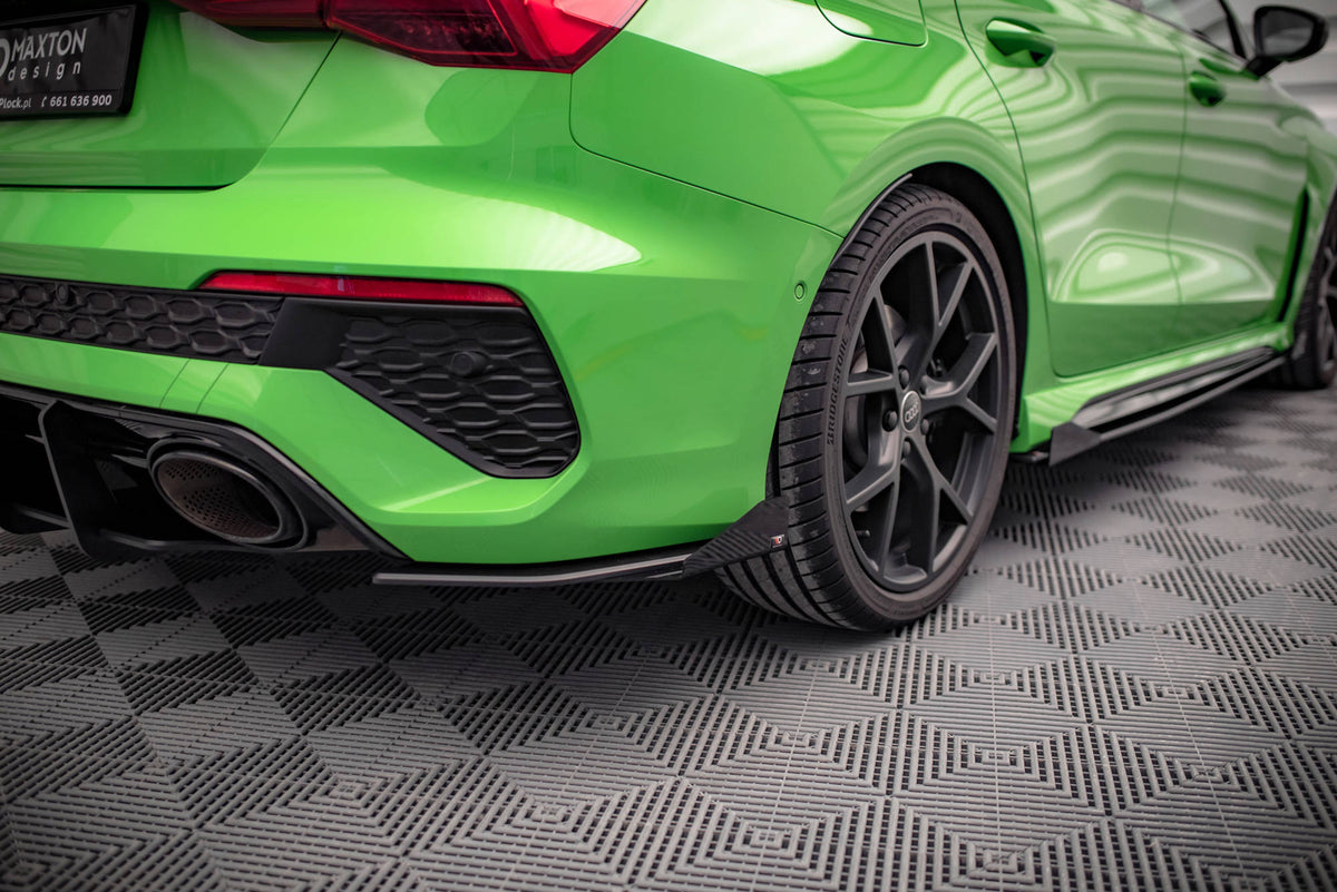 Maxton Street Pro Heck Ansatz Flaps Diffusor +Flaps für Audi RS3 Limousine 8Y schwarz Hochglanz