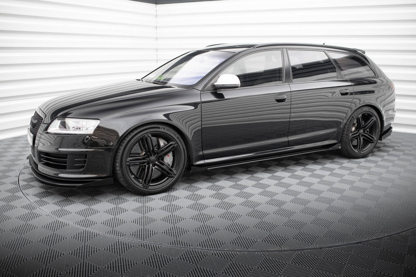 Maxton Side Flaps Audi RS6 Avant C6 schwarz Hochglanz