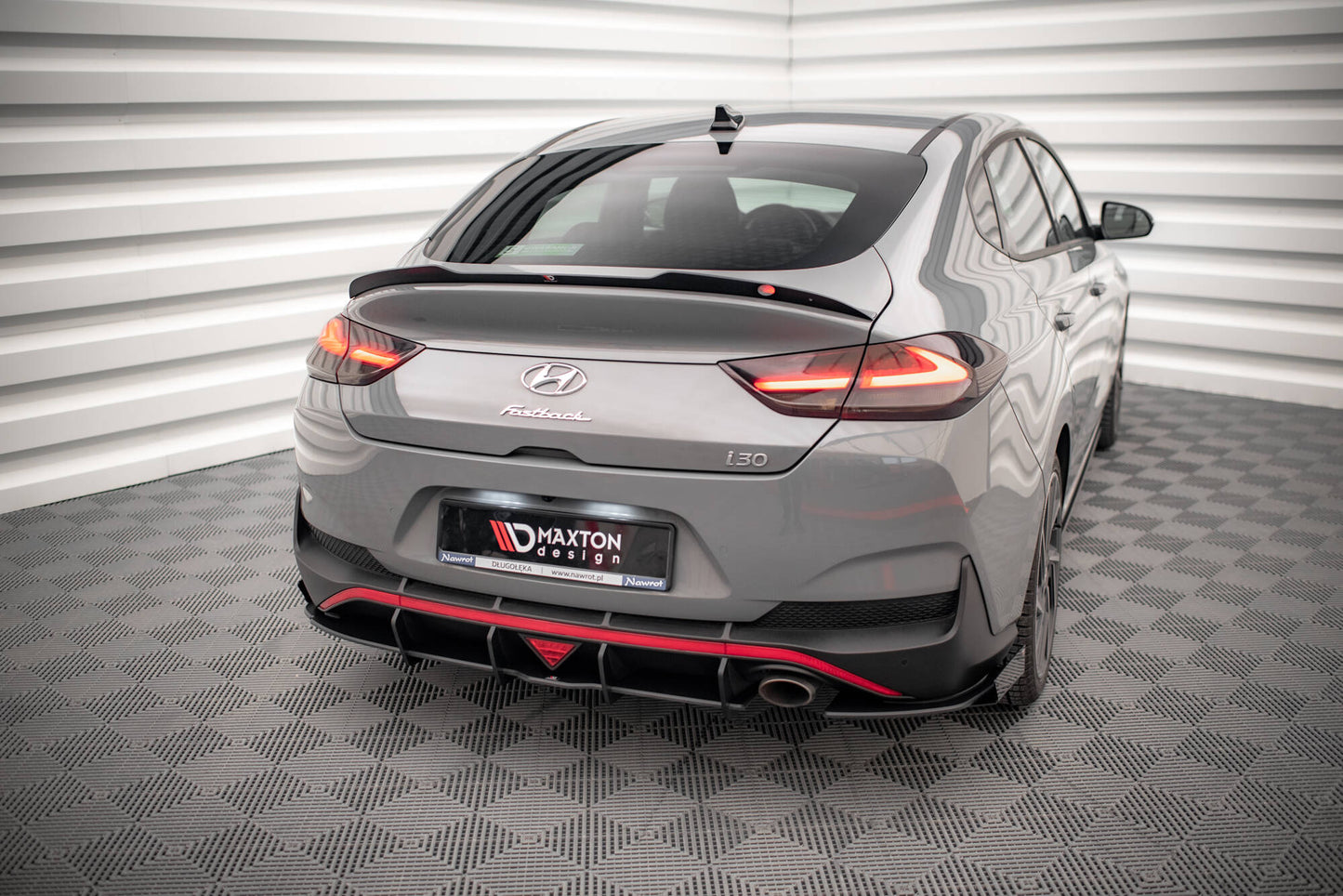 Maxton Street Pro Heck Ansatz Flaps Diffusor +Flaps für Hyundai I30 Fastback N-Line Mk3 Facelift schwarz Hochglanz