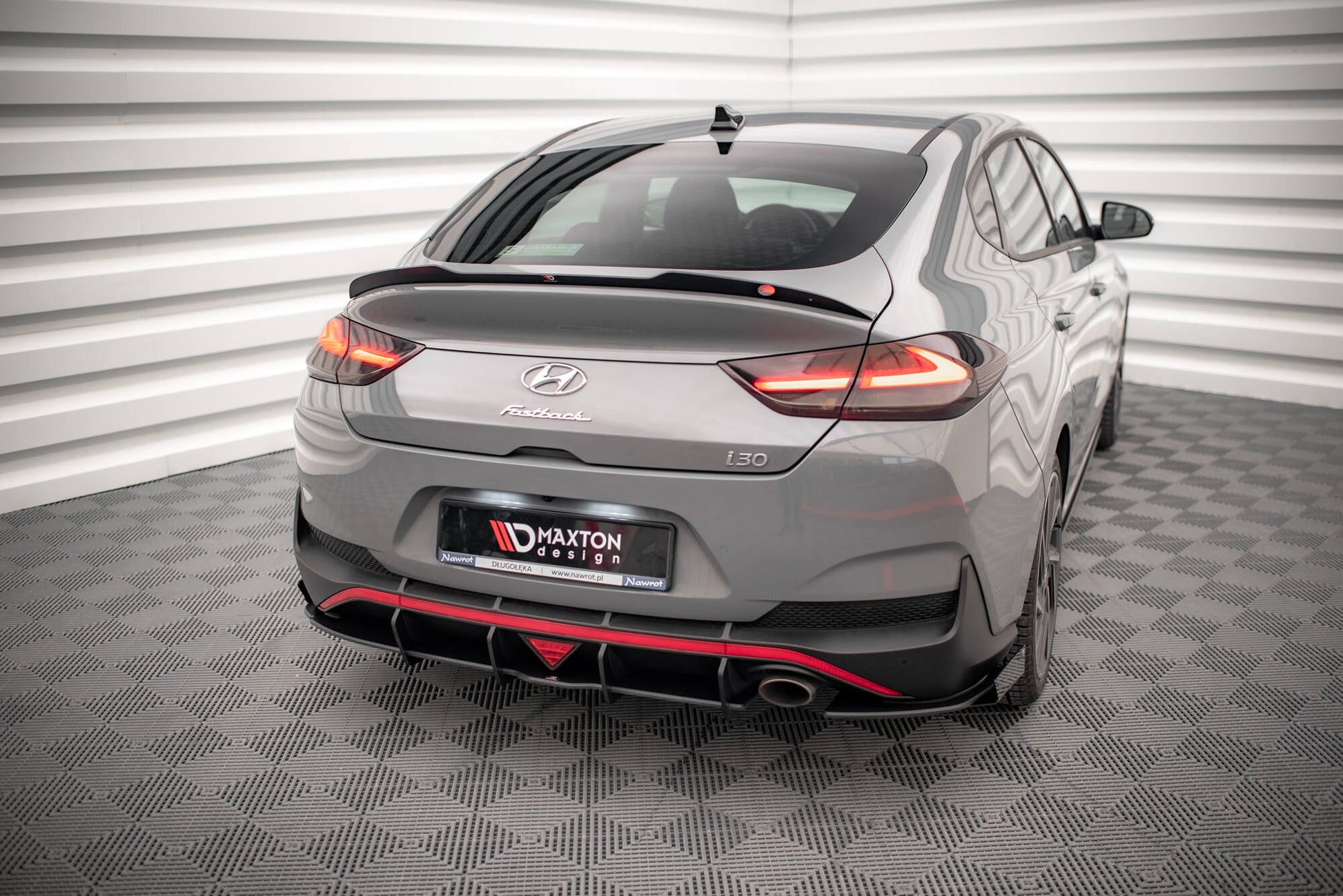 Maxton Street Pro Heck Ansatz Flaps Diffusor +Flaps für Hyundai I30 Fastback N-Line Mk3 Facelift schwarz Hochglanz