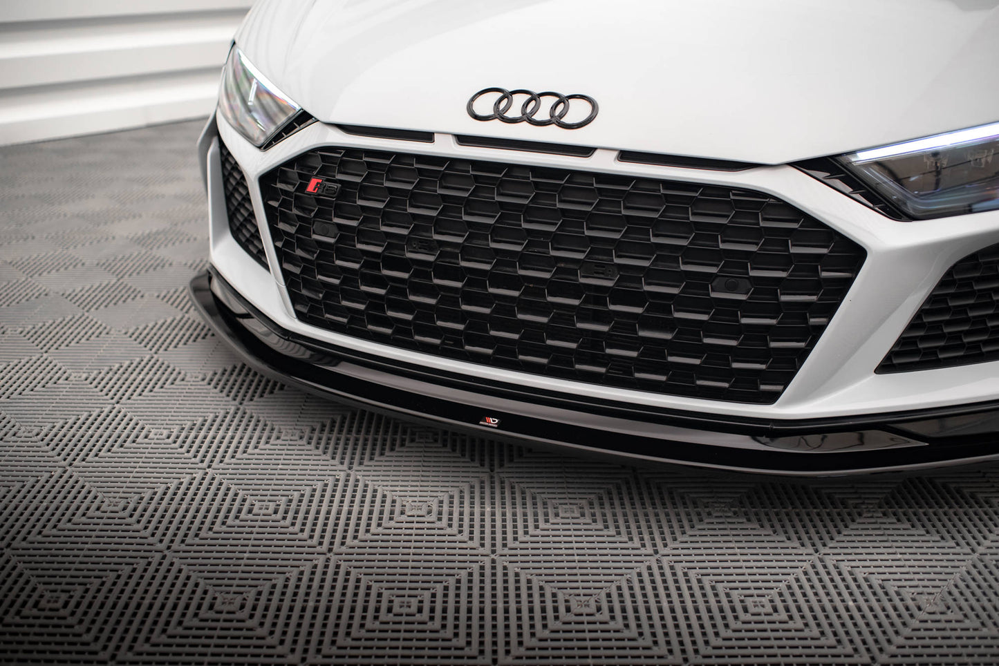 Maxton Front Ansatz V.2 für Audi R8 Mk2 Facelift schwarz Hochglanz