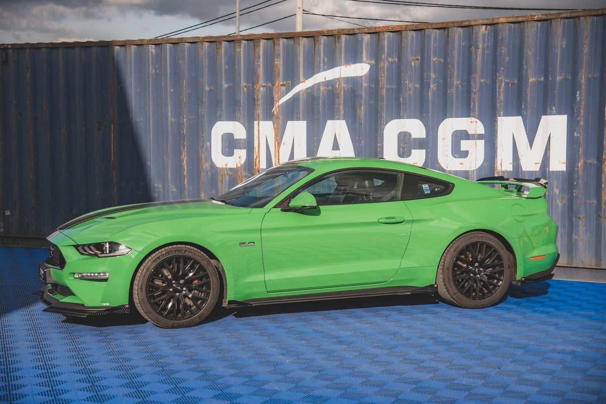 Maxton Street Pro Seitenschweller Ansatz für V.1 für + Flaps Ford Mustang GT Mk6 Facelift schwarz Hochglanz