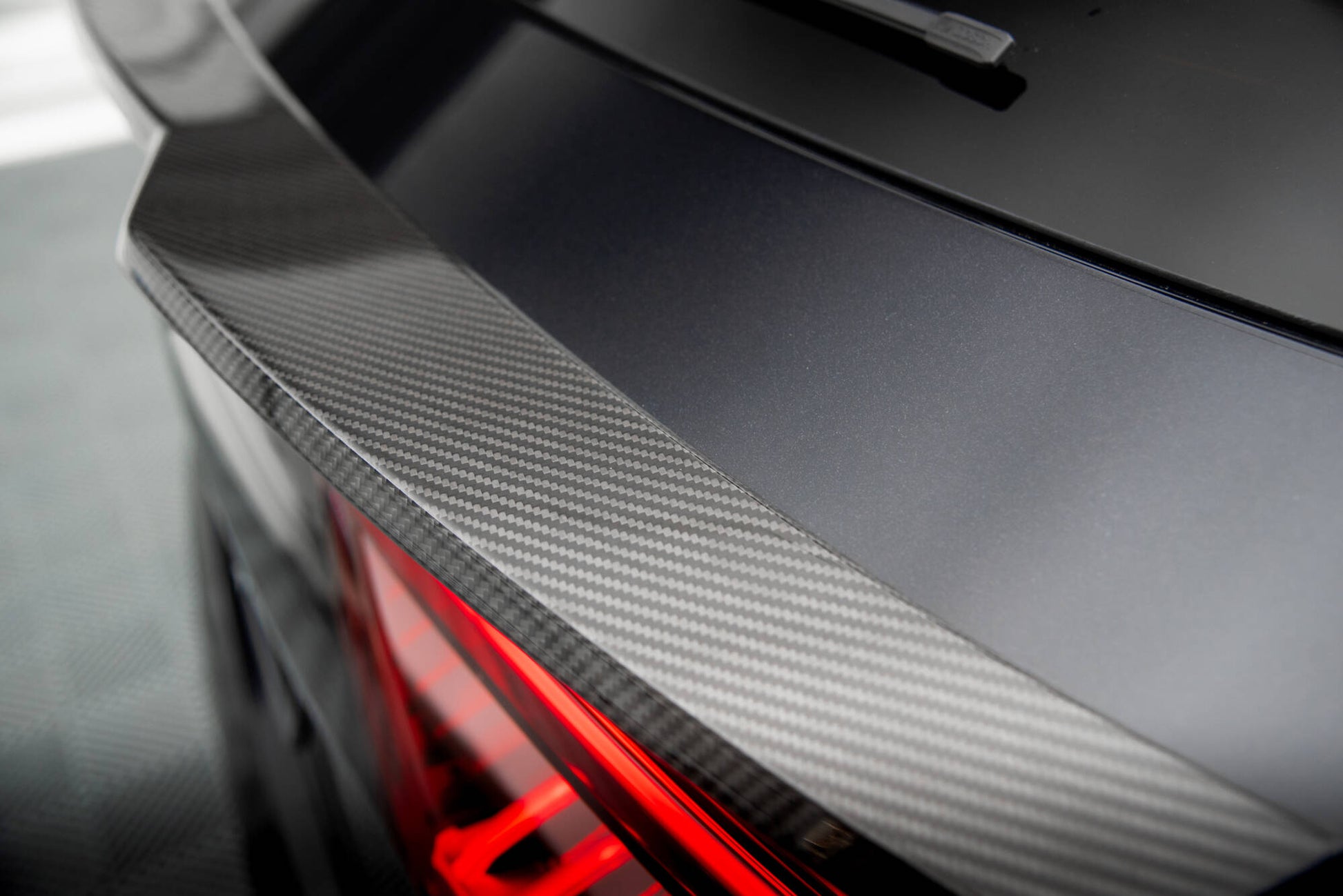 Maxton Carbon Fiber Heckklappenspoiler (Niedriger) Audi RSQ8 / SQ8 / Q8 S-Line Mk1