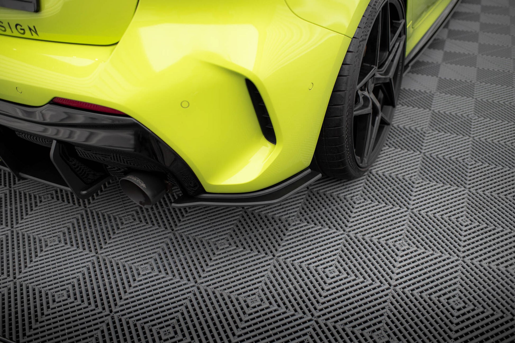 Maxton Street Pro Heck Ansatz Flaps Diffusor V.1 für BMW 1er F40 M-Paket / M135i