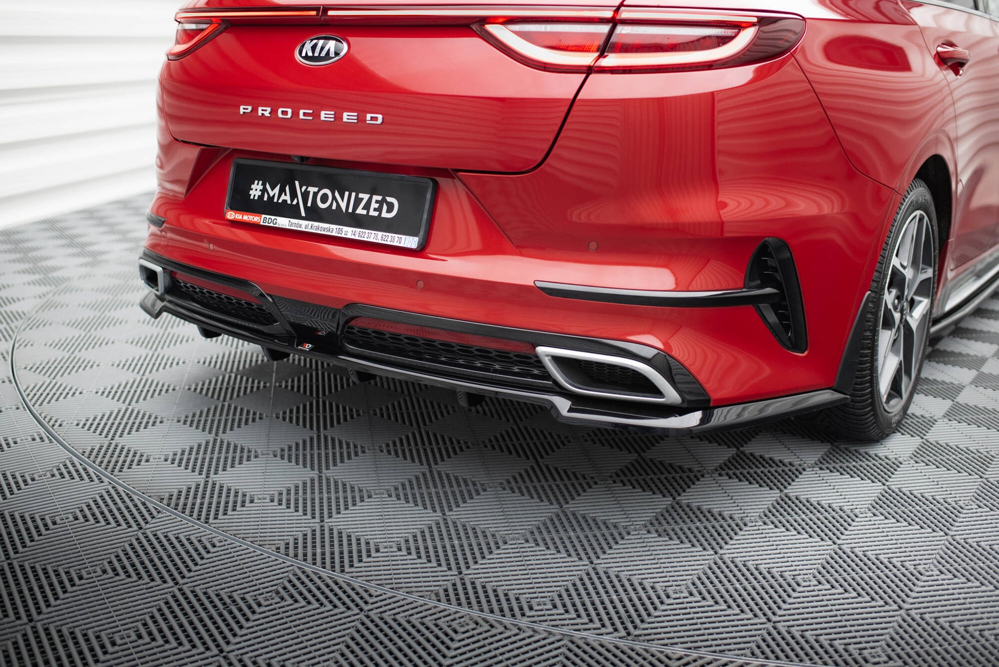 Maxton Mittlerer Diffusor Heck Ansatz DTM Look für Kia ProCeed GT-Line Mk1  schwarz Hochglanz