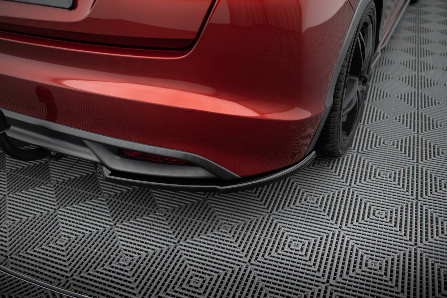 Maxton Heck Ansatz Flaps Diffusor für Honda Civic Hatchback Mk9 schwarz Hochglanz