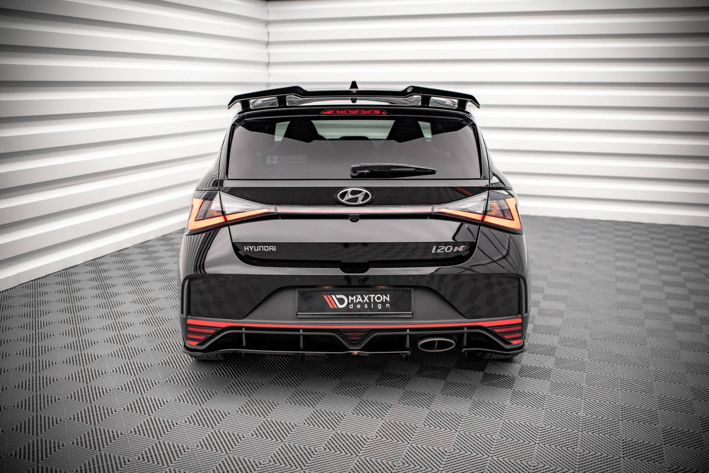 Maxton Mittlerer Diffusor Heck Ansatz DTM Look für Hyundai I20 N Mk3 schwarz Hochglanz