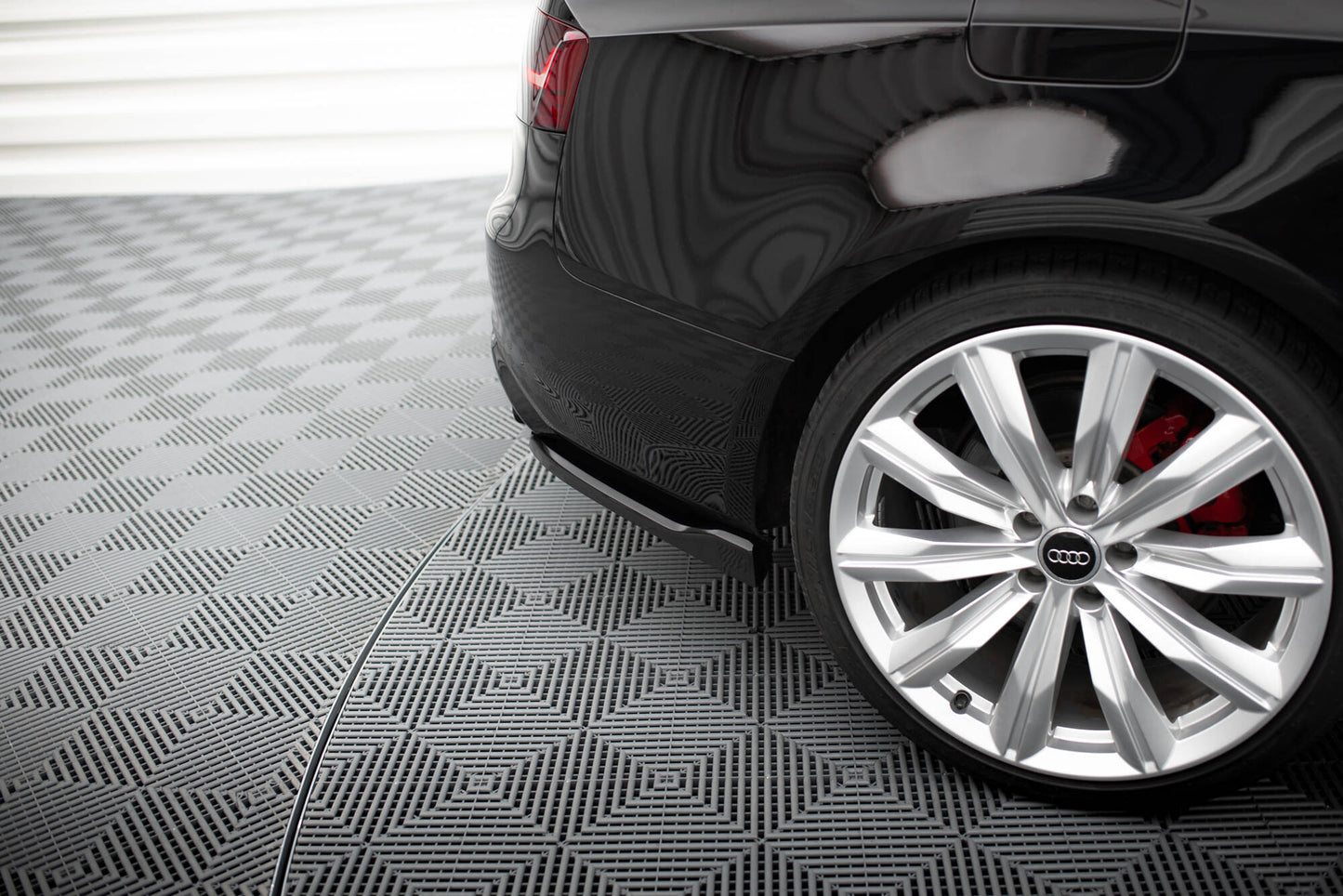 Maxton Heck Ansatz Flaps Diffusor V.2 für Audi S5 / A5 S-Line Coupe / Cabriolet 8T schwarz Hochglanz