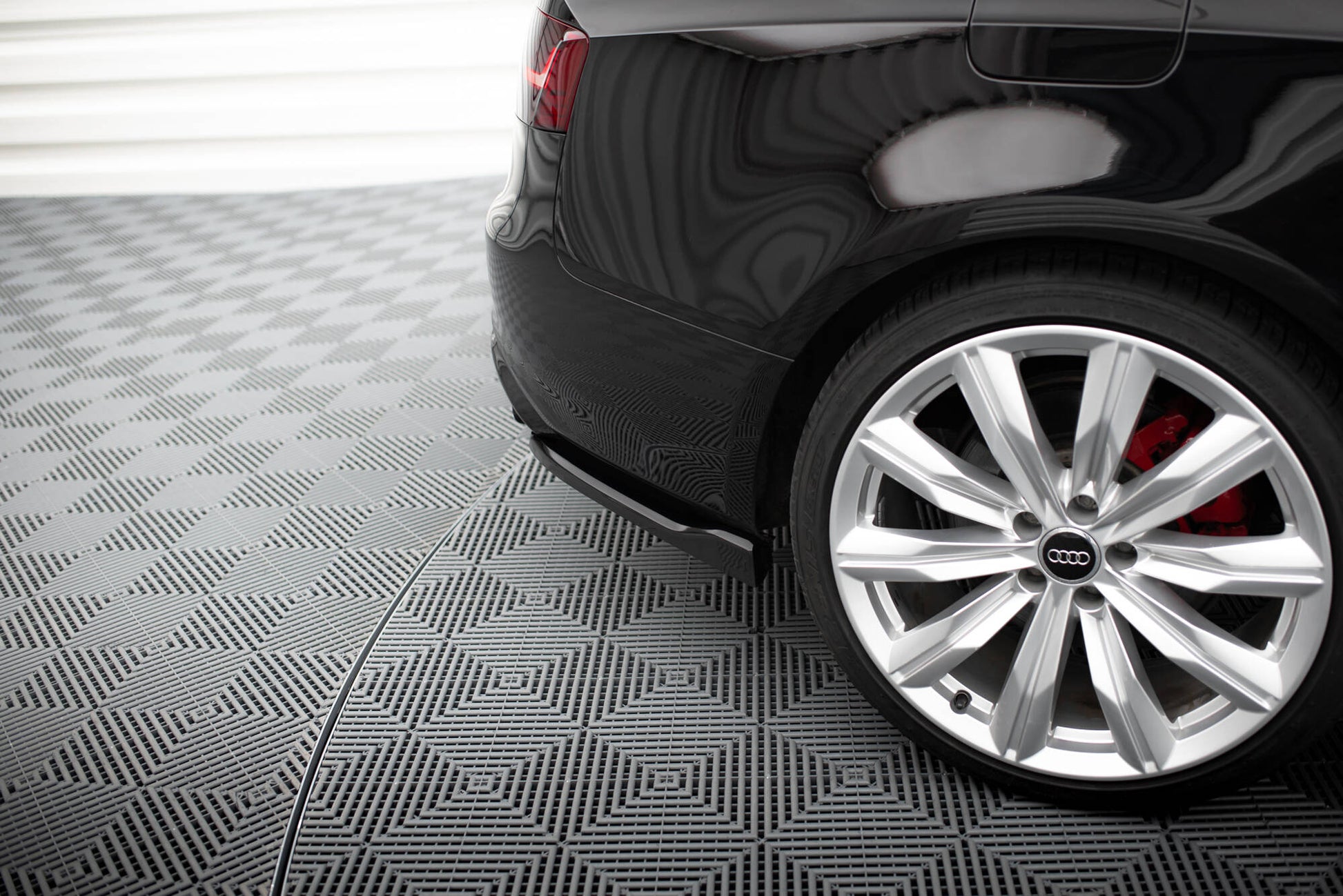 Maxton Heck Ansatz Flaps Diffusor V.2 für Audi S5 / A5 S-Line Coupe / Cabriolet 8T schwarz Hochglanz