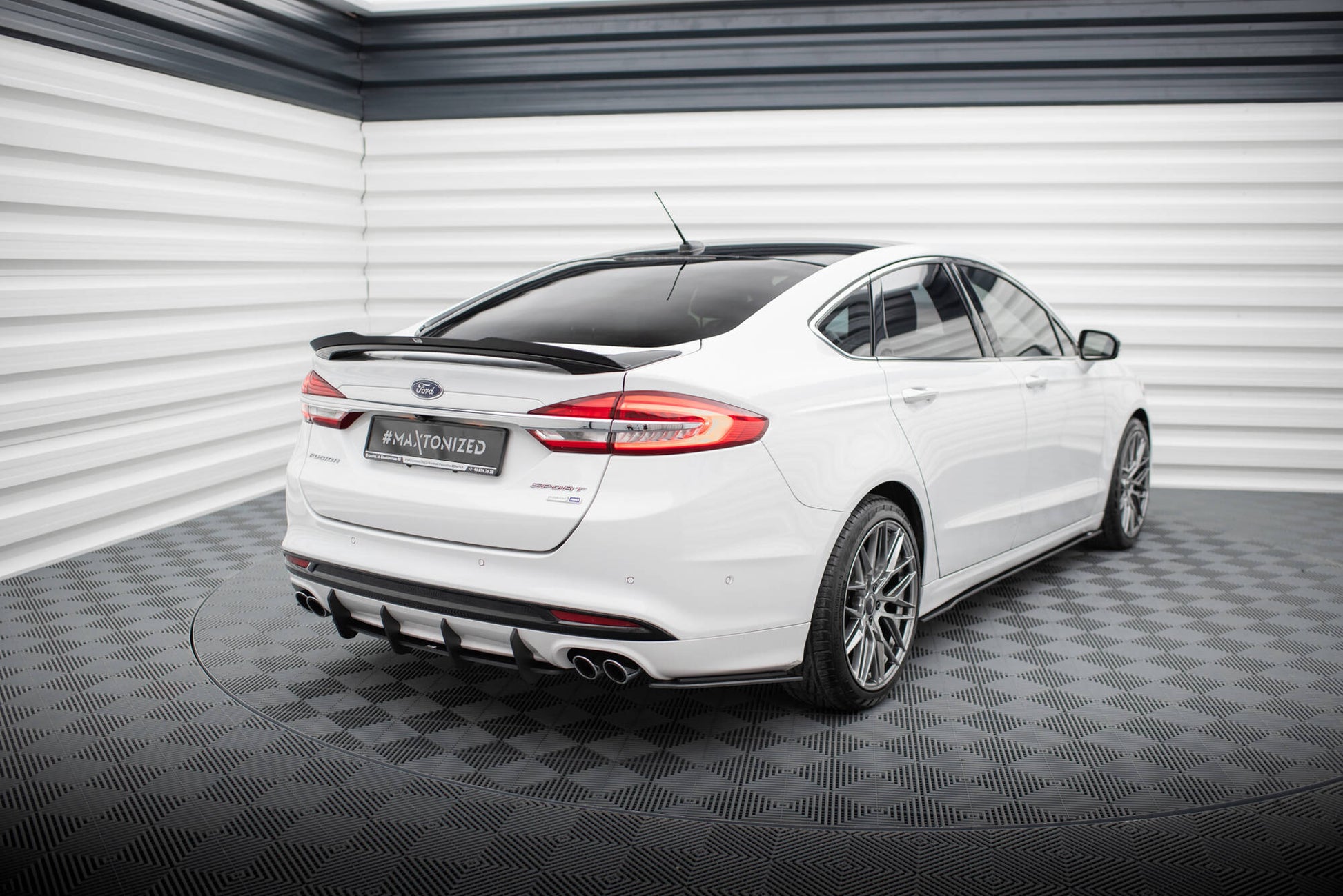 Maxton Street Pro Heck Ansatz Flaps Diffusor für Ford Mondeo Sport Mk5 Facelift / Fusion Sport Mk2 Facelift