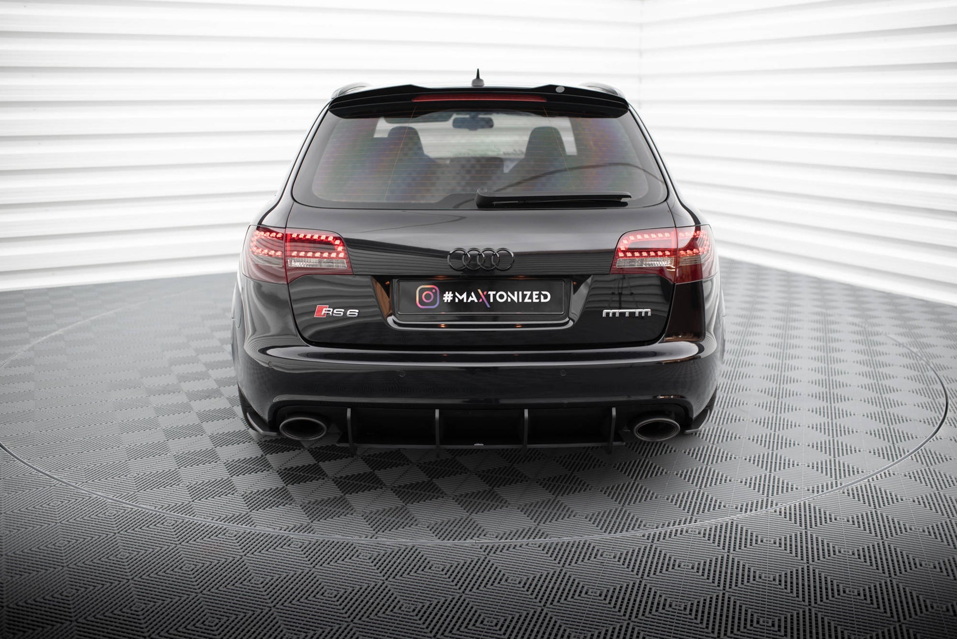 Maxton Street Pro Heck Ansatz Flaps Diffusor für Audi RS6 Avant C6