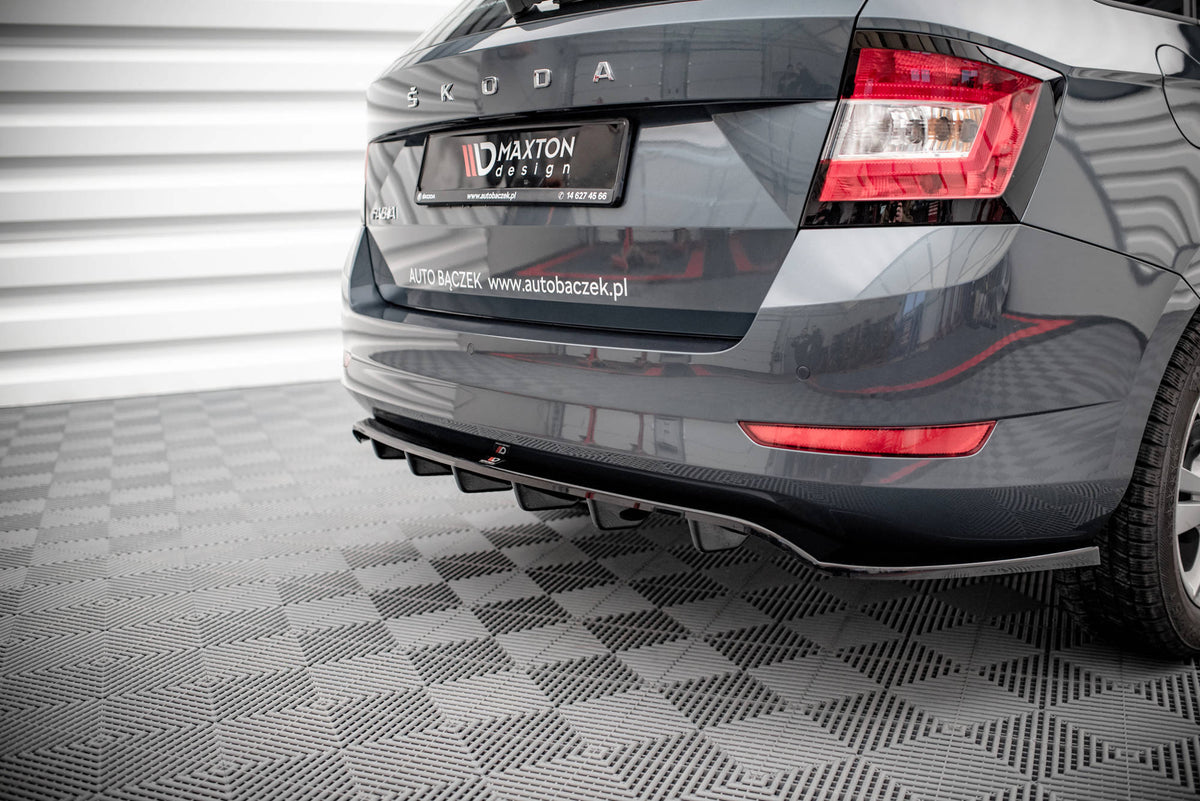 Maxton Mittlerer Diffusor Heck Ansatz DTM Look für Skoda Fabia Combi Mk3 Facelift schwarz matt