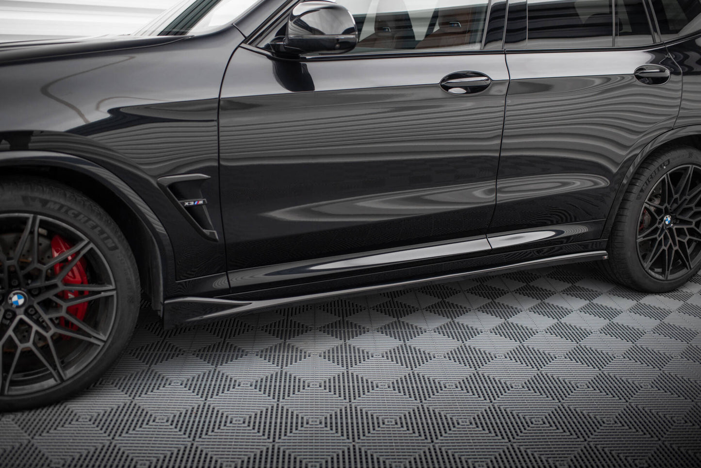 Maxton Seitenschweller Ansatz für BMW X3 M F97 Facelift schwarz Hochglanz