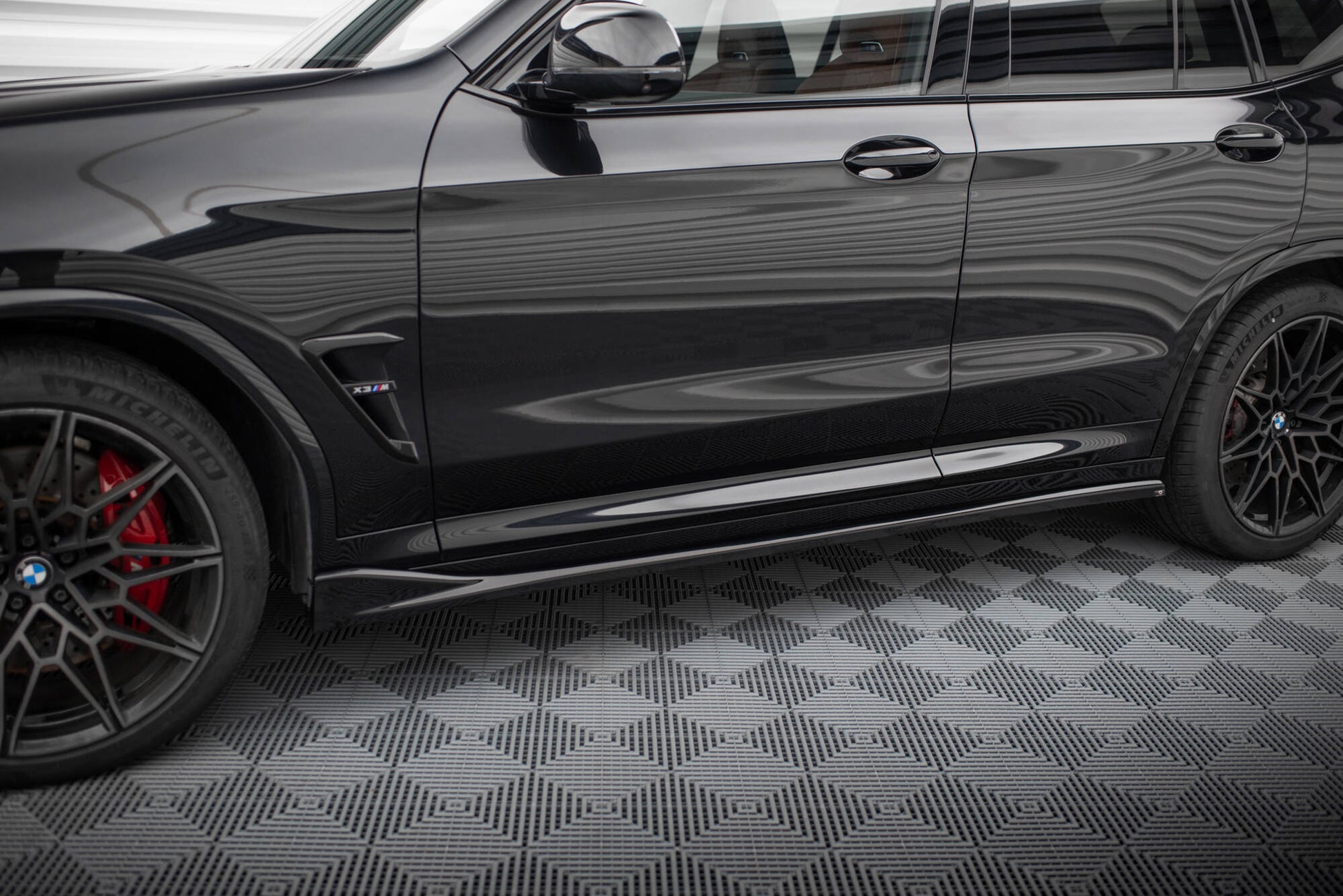 Maxton Seitenschweller Ansatz für BMW X3 M F97 Facelift schwarz Hochglanz
