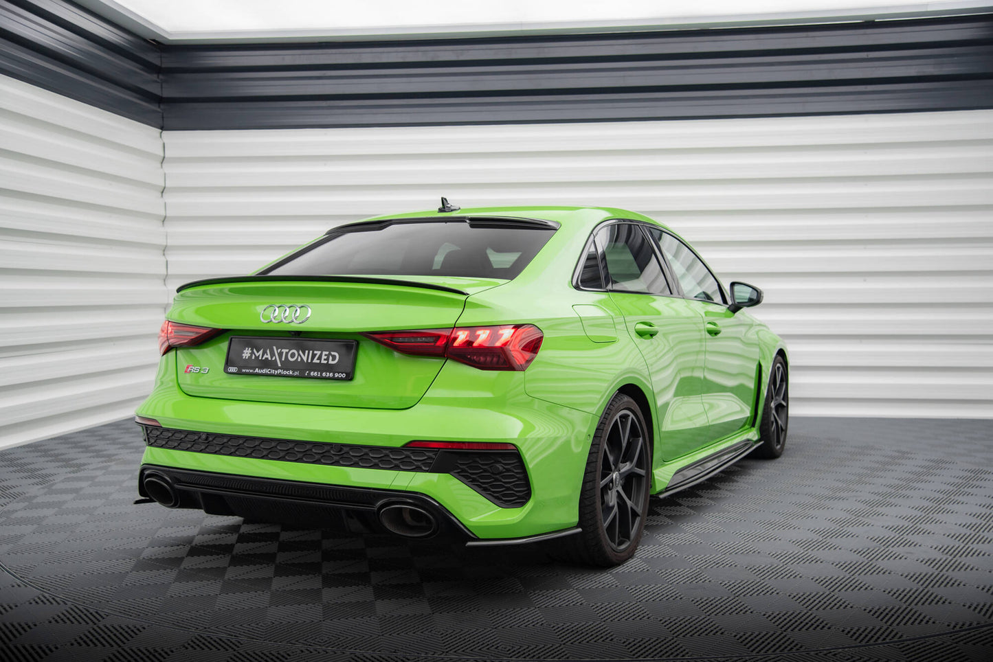Maxton Carbon Fiber Heck Ansatz Flaps Diffusor für Audi RS3 Limousine 8Y
