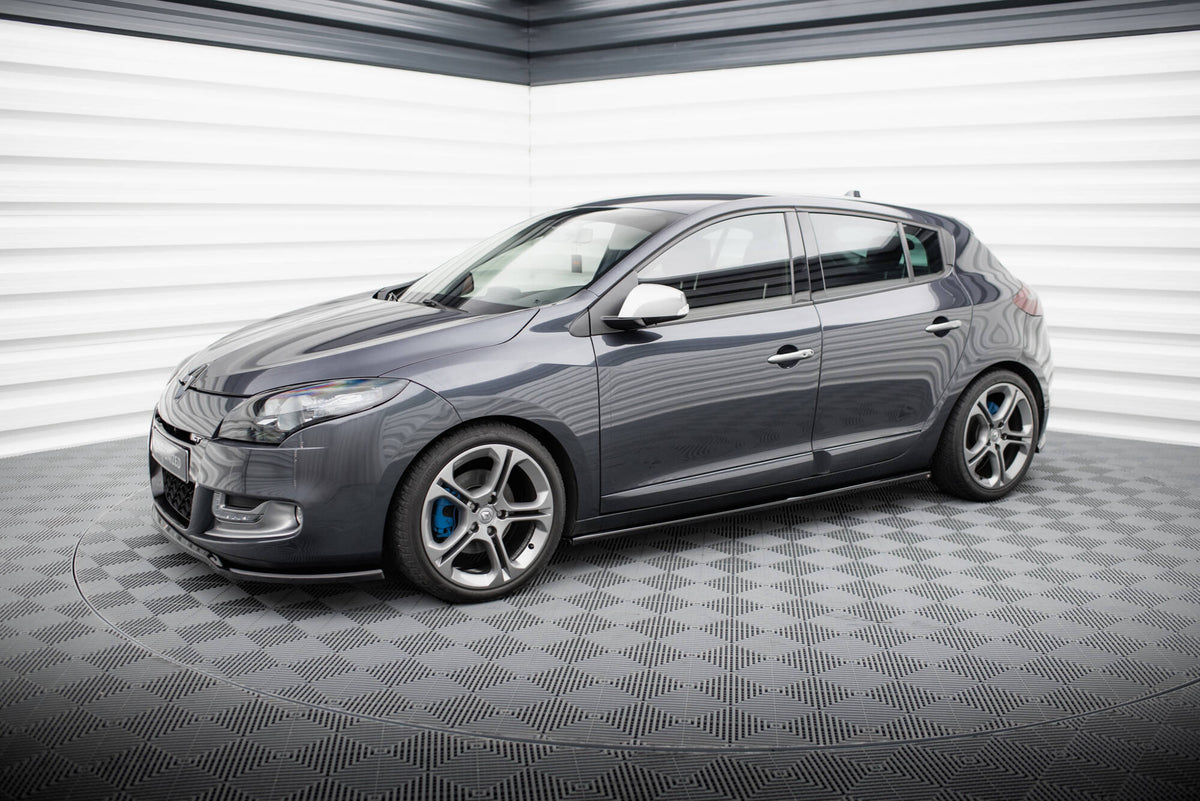 Maxton Seitenschweller Ansatz für Renault Megane GT MK3 Facelift schwarz Hochglanz