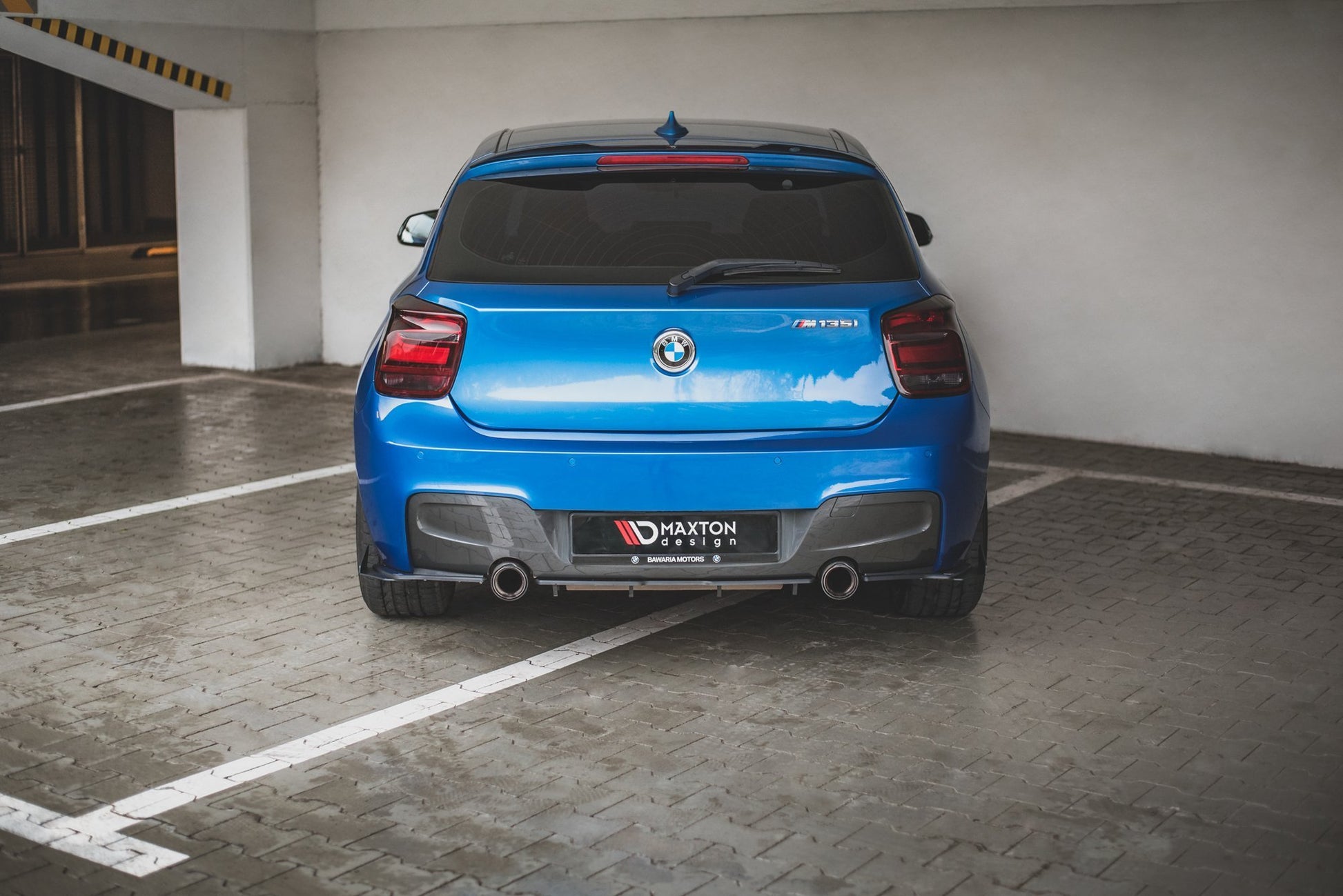 Maxton Robuste Racing Heckschürze für BMW M135i F20