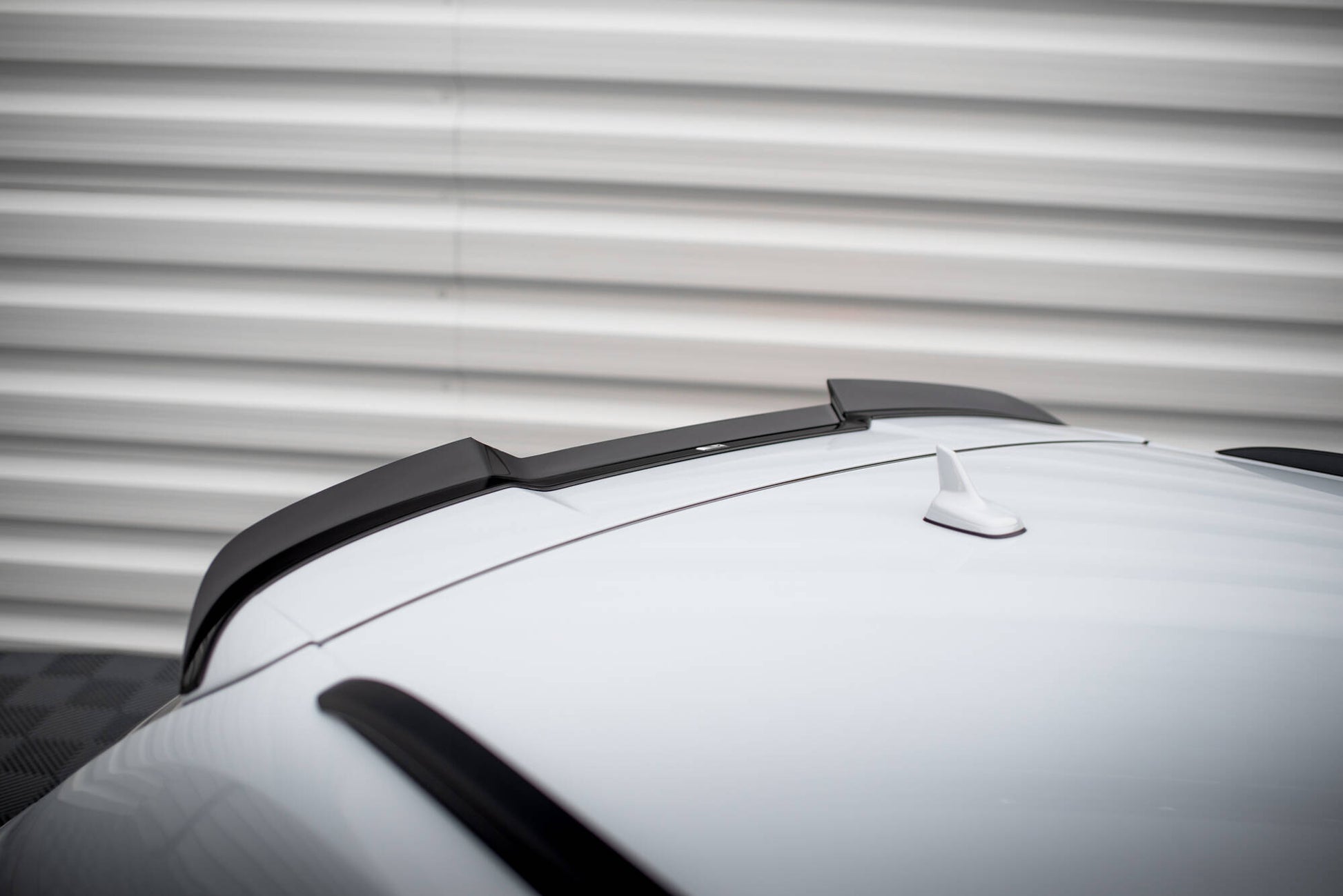 Maxton Spoiler CAP für Audi A4 Competition Avant B8 Facelift schwarz Hochglanz