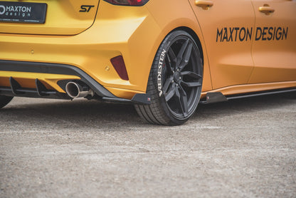 Maxton Robuste Racing Heck Ansatz Flaps Diffusor +Flaps für Ford Focus ST Mk4 schwarz Hochglanz