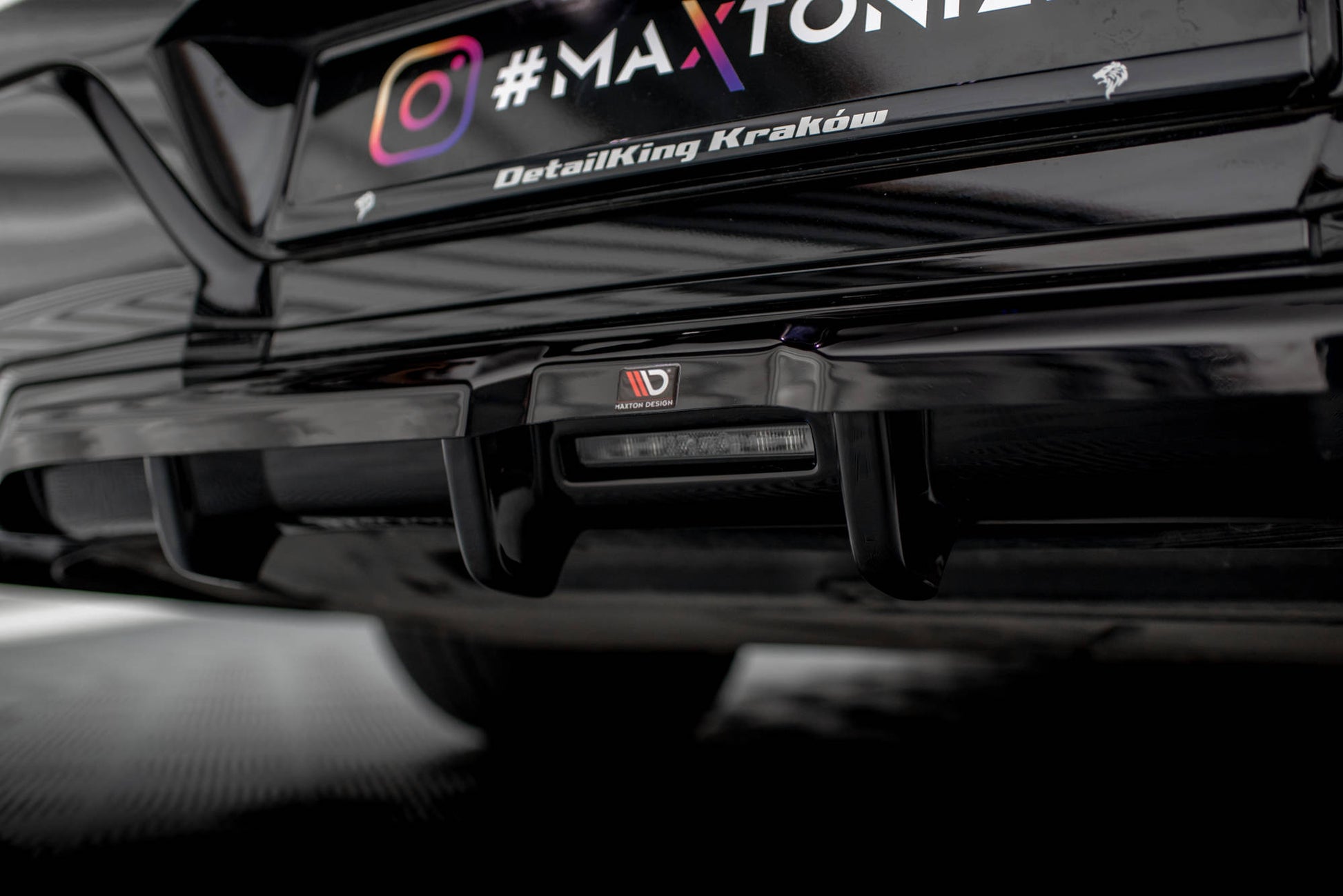 Maxton Mittlerer Diffusor Heck Ansatz DTM Look für BMW 7 M-Paket G70 schwarz Hochglanz