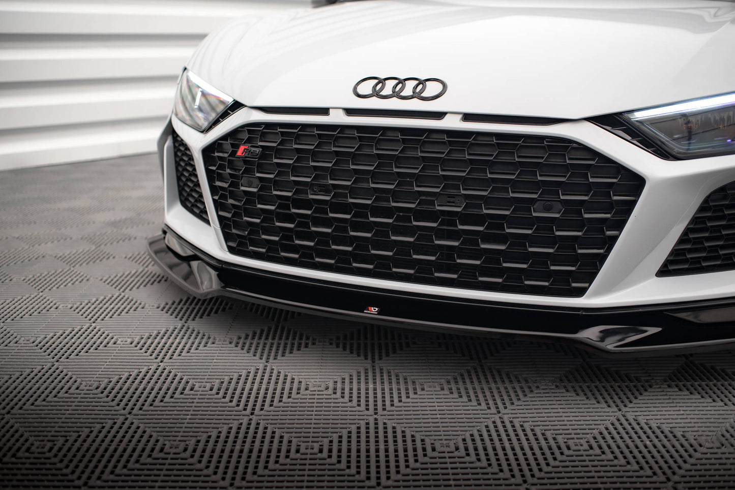 Maxton Front Ansatz V.3 für Audi R8 Mk2 Facelift schwarz Hochglanz