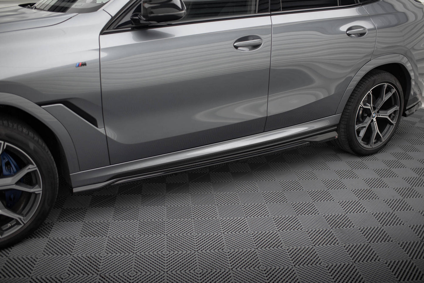 Maxton Seitenschweller Ansatz für V.2 für BMW X6 M-Paket G06 Facelift schwarz Hochglanz