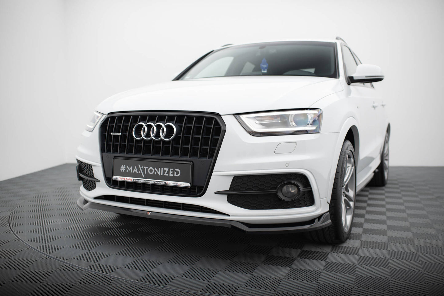 Maxton Front Ansatz V.2 für Audi Q3 S-line 8U schwarz Hochglanz