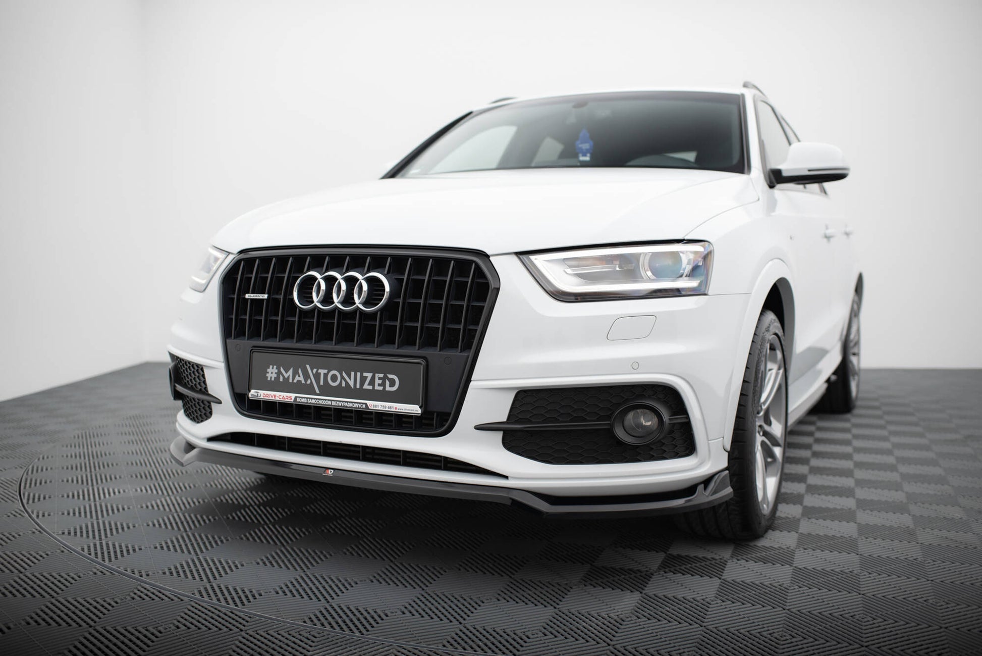 Maxton Front Ansatz V.2 für Audi Q3 S-line 8U schwarz Hochglanz